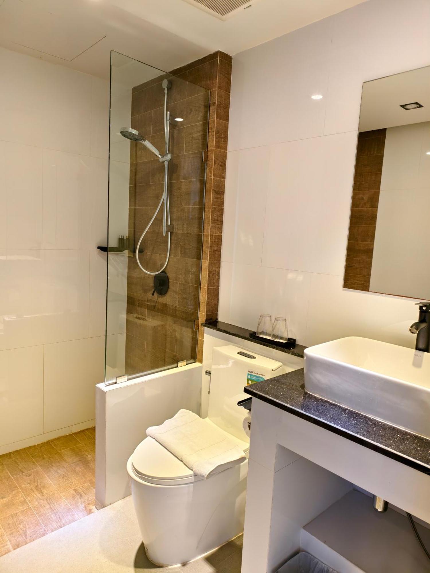 Lek Lek Samui Room X Coffee Bar Παραλία Σαγουένγκ Εξωτερικό φωτογραφία